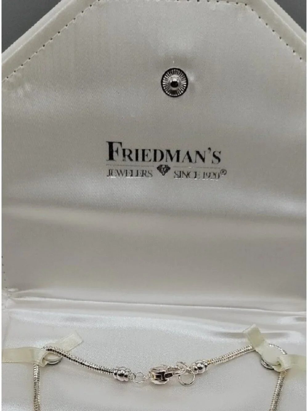 Friedmans Jewelers Breast Cancer Slide Necklace Silver Tone Charm Bead 18" Chain - Picture 2 of 15